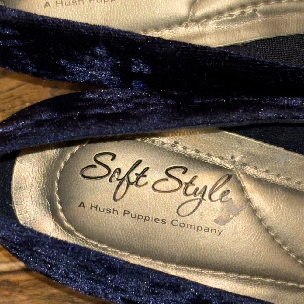 Soft Style Shoes - Picture 6 of 8
